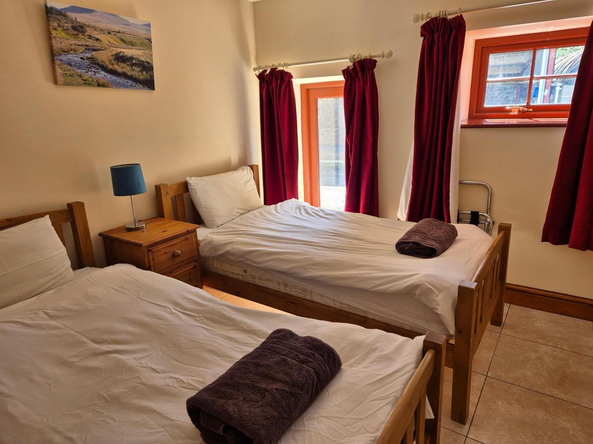 Kestrel Farmhouse Llandovery Extérieur photo